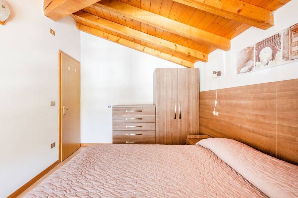 Ganze Wohnung, Casa Lucia Duplex mit Garten nur 100 mt. vom See in Pieve di Ledro, Ledro