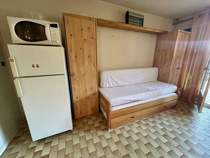 Ganze Wohnung, Erdgeschoss Studio in Saint-Cyprien mit Terrasse und Parkplatz in Saint-Cyprien, Mittelmeerküste (Frankreich)