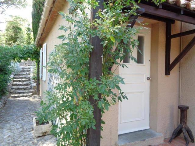 Location de vacances pour 5 personnes, avec jardin et vue à Flassan - 3