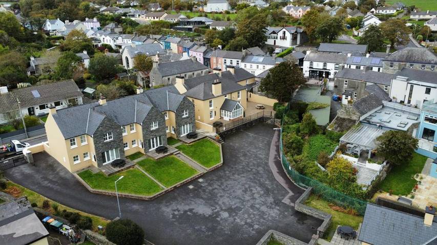 Gîte pour 6 personnes, avec terrasse et vue dans Schull