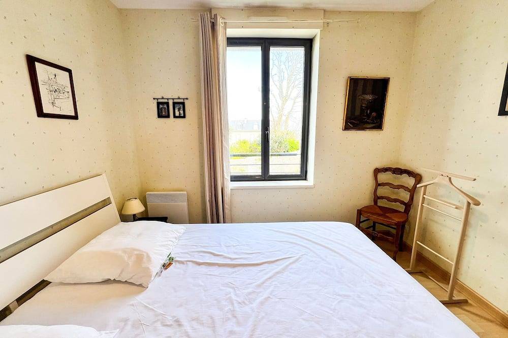 Entire apartment, Spacious duplex sea view, balcony terrace + parking space / Ideal Family in Le Conquet, Brest region