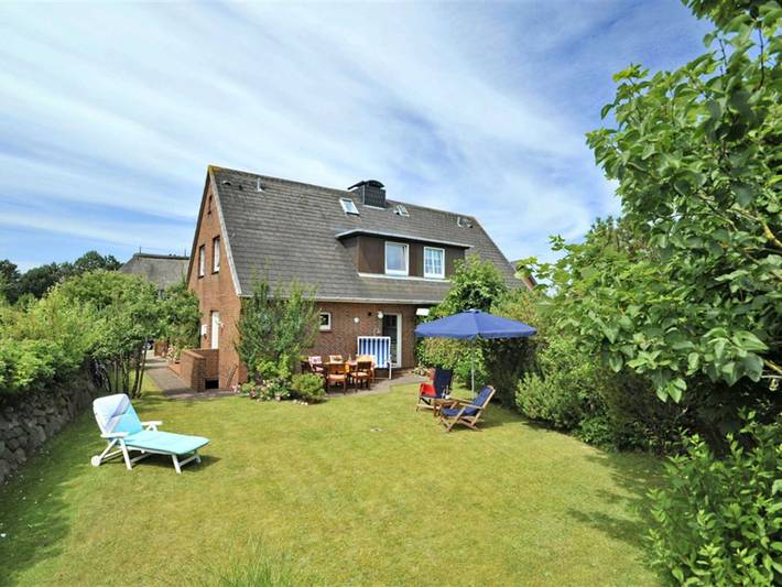 Ferienhaus für 6 Personen, mit Garten in Wenningstedt