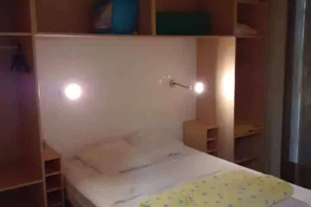 Vacation home Ronce les Bains (6 people) Private parking - garden-terrace in Ronce-les-Bains, La Tremblade
