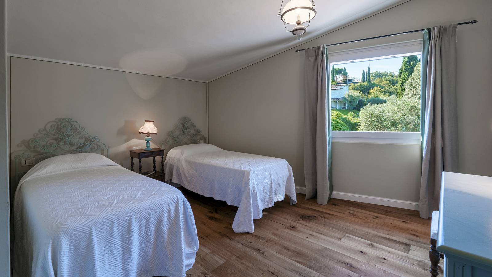 Villa del Prato 8, Emma Villas in San Felice del Benaco, Prealpi Gardesane