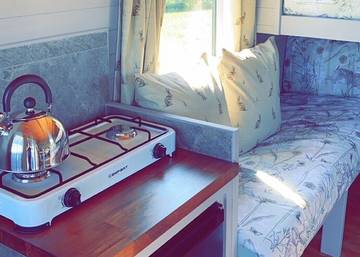 Glamping for 4 People in Aldeby, Norfolk, Photo 2