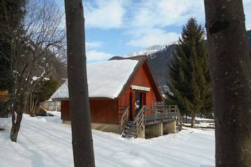 Chalet pour 6 personnes, avec piscine ainsi que terrasse et jardin à Huez