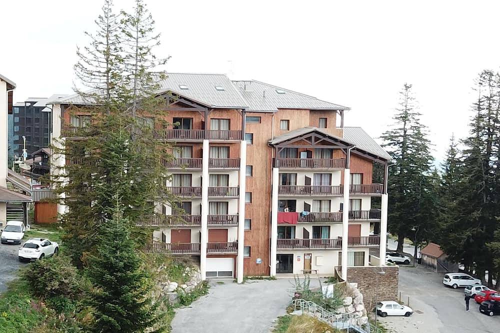 Apartamento entero, Std 2-Estudio-Apartamento-Baño en la habitacion-Vista a la Montana in Selonnet, Alpes de Alta Provenza
