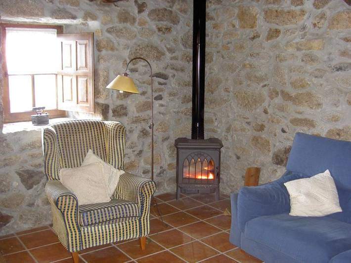 Casa rural para 4 personas, con vistas y terraza en Saviñao