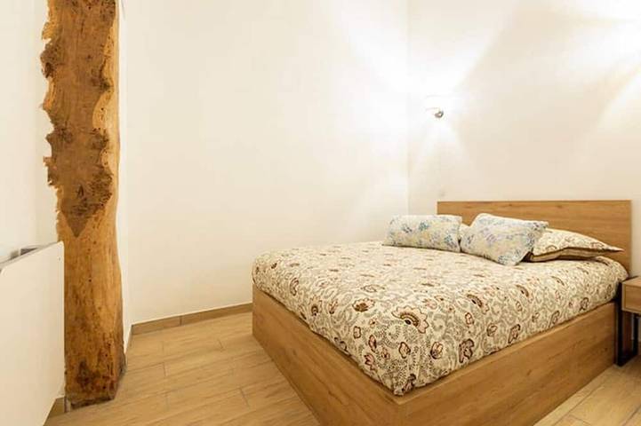 Appartement entier, Près du centre ville à 11 minutes de Center Parc. Mezzanine et jeux pour enfant. in Casteljaloux, Région de Nérac