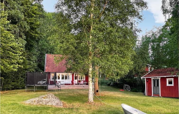 Hus för 6 Personer med sjöutsikt in Svenska Östersjön