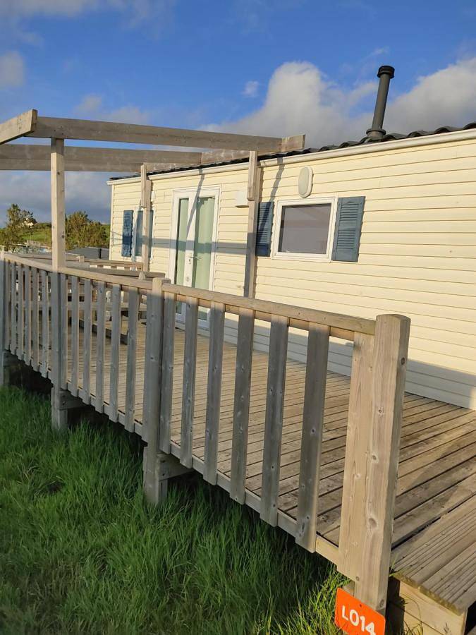 Camping pour 5 personnes, avec Terrasse ainsi que Jardin et Vue