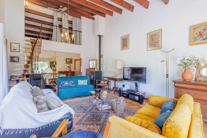 Location de vacances pour 10 personnes, avec jardin à Manso (homonymie) - 2