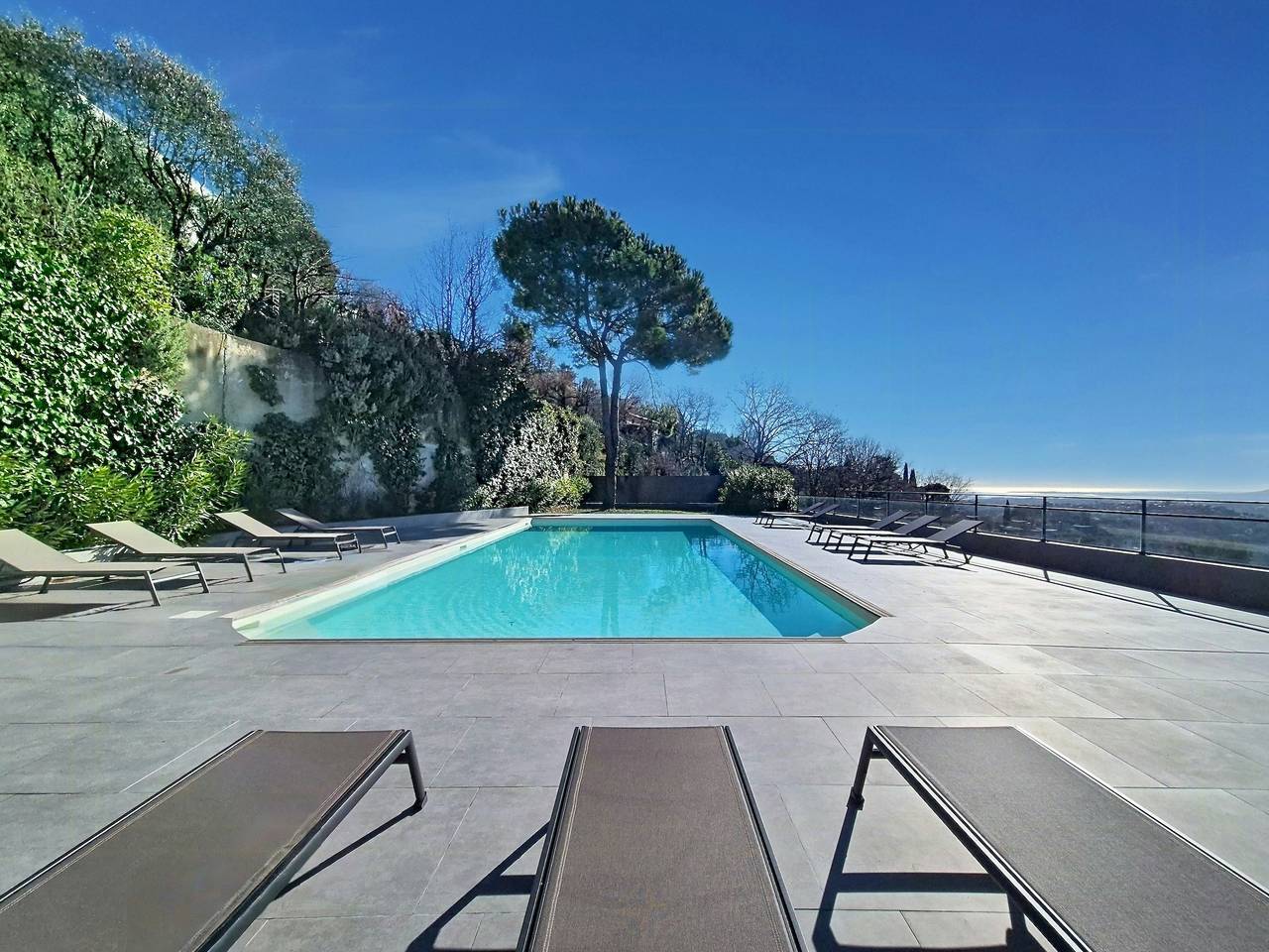 Villa contemporánea en las colinas de Niza in Aspremont, Costa mediterránea (Francia)