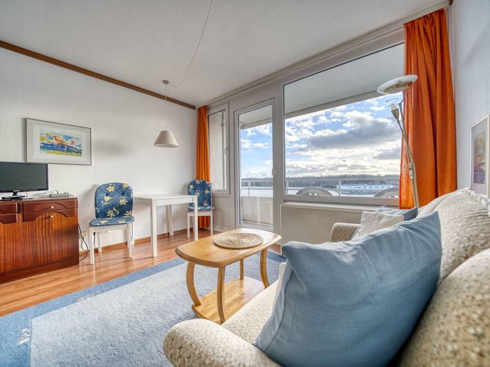 Ferienwohnung für 2 Personen, mit Seeblick und Ausblick sowie Balkon, kinderfreundlich in Heiligenhafen - 3