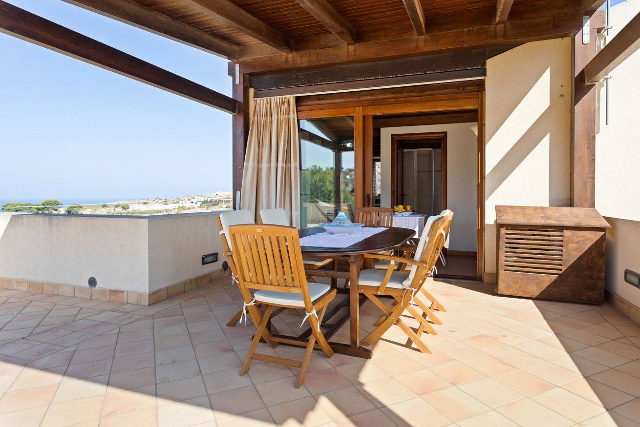 Ganze Wohnung, New! Apt with panoramic terrace, stunning seaview! in Custonaci, Trapani Provinz