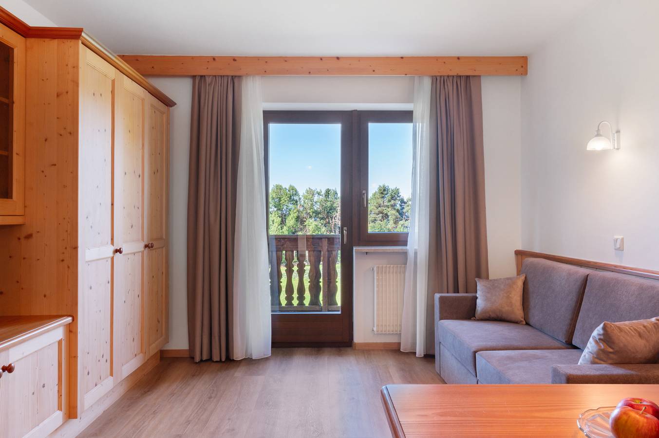 Ganze Wohnung, Ferienwohnung 'Aldeinerhof 1' mit Bergblick, Gemeinschaftsterrasse und Wi-Fi in Aldein, Südtirol