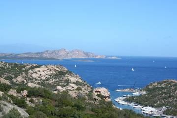 Villa pour 4 personnes, avec jardin et jacuzzi dans Costa Smeralda