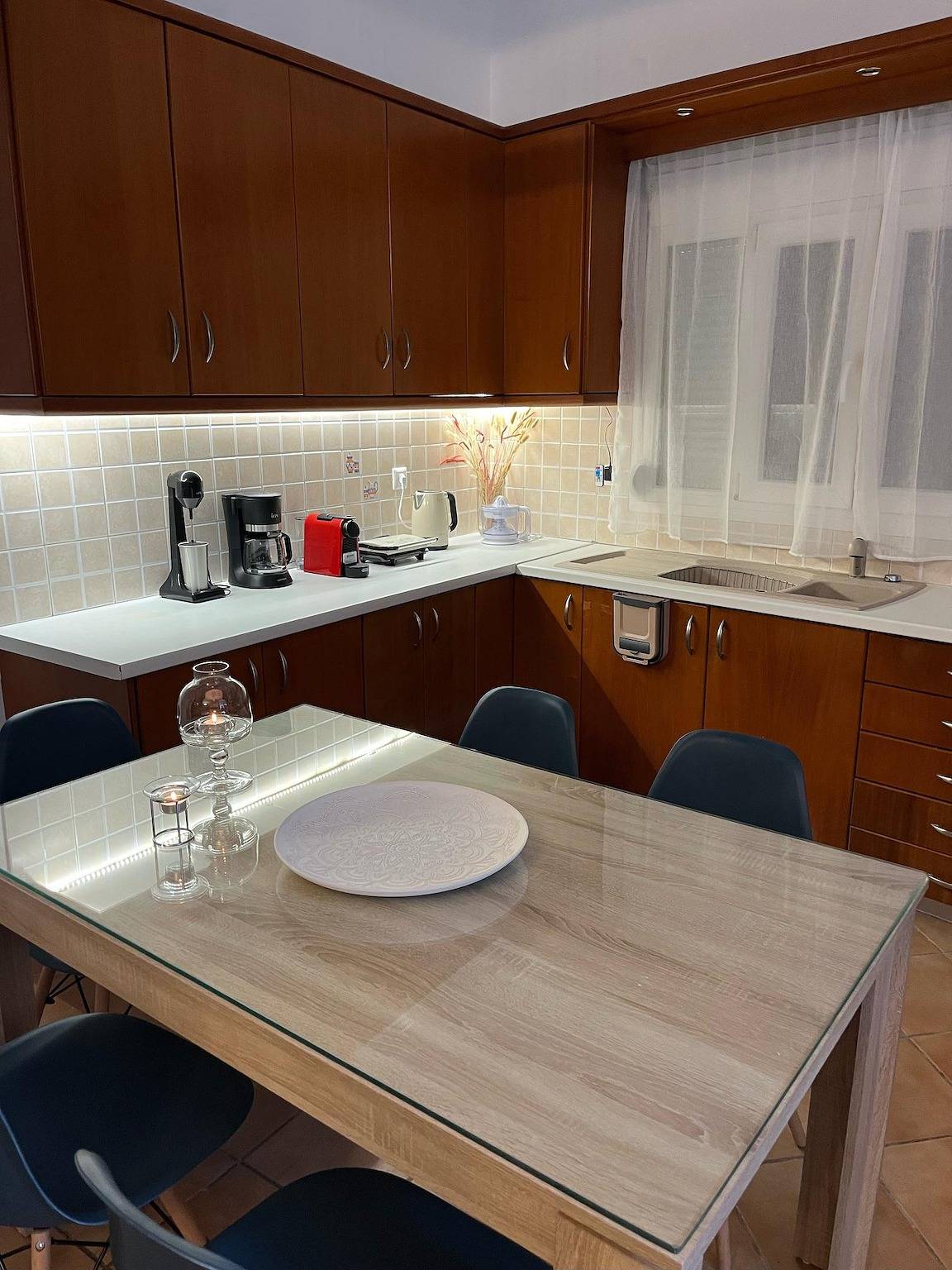 Ganze Ferienwohnung, Ferienwohnung für 4 Personen in Golf von Kyparissia