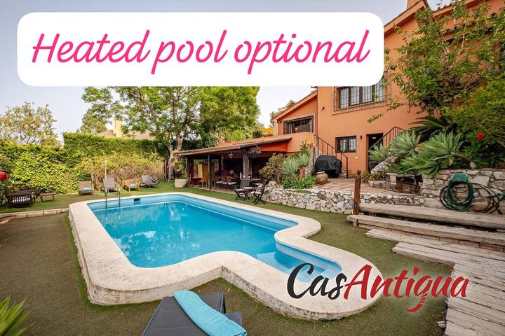 Chalet para 14 personas, con Terraza y Jardín en Málaga