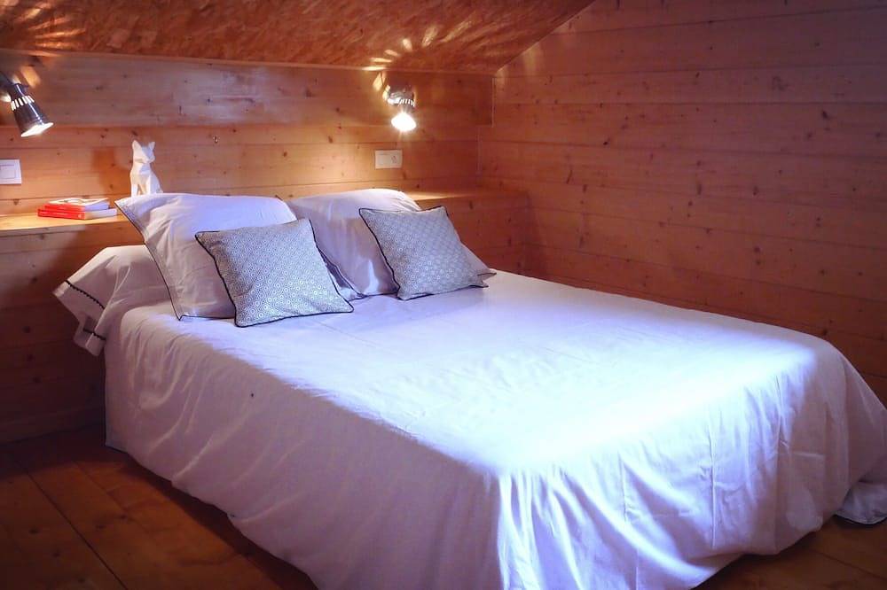 Chalet moderne avec beaucoup de caractère, ambiance confortable et chaleureuse in La Pesse, Parc naturel régional du Haut-Jura