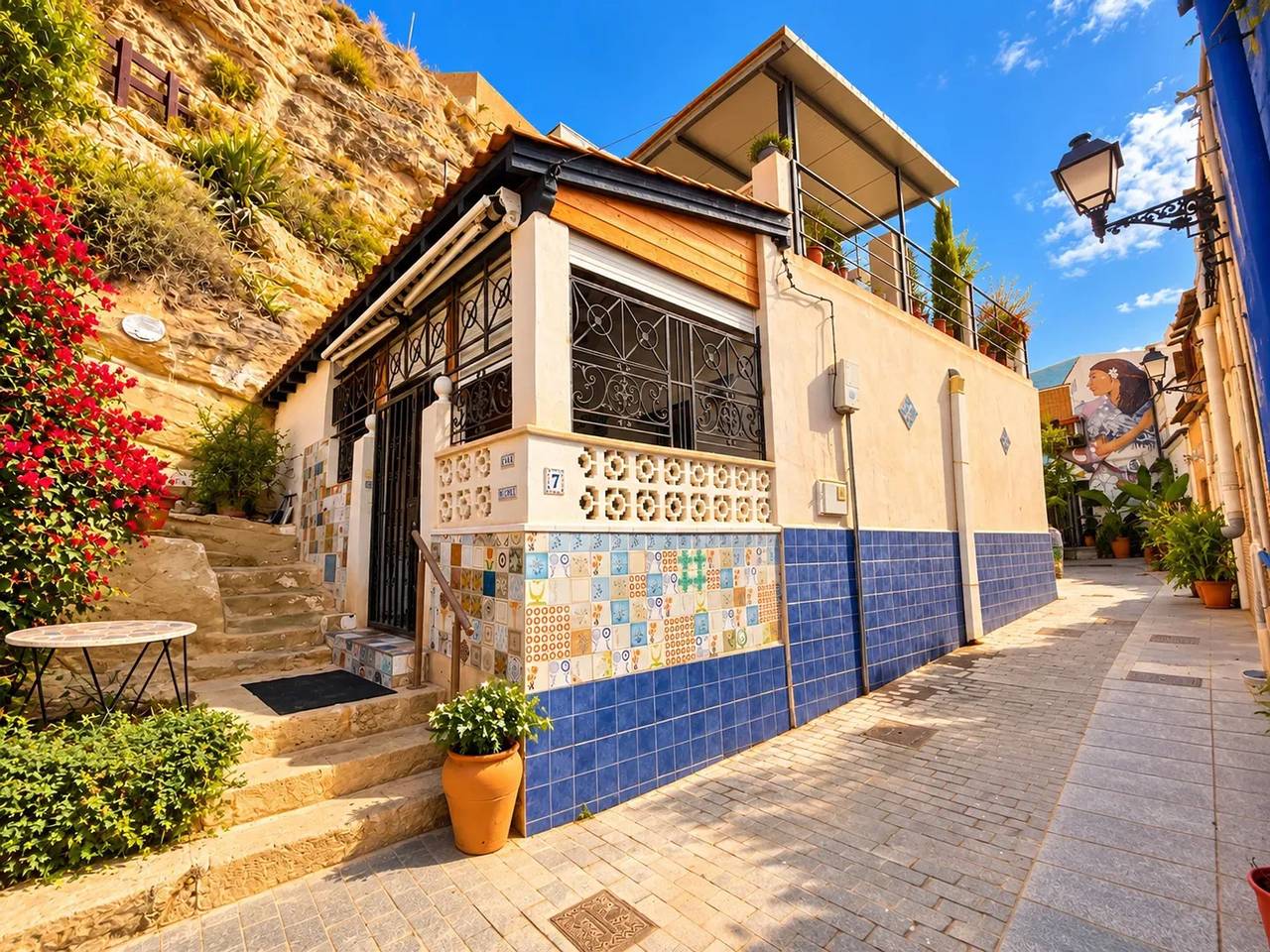 Casa cómoda con vista al mar en Alicante + Jardín in Alacant, Alicante