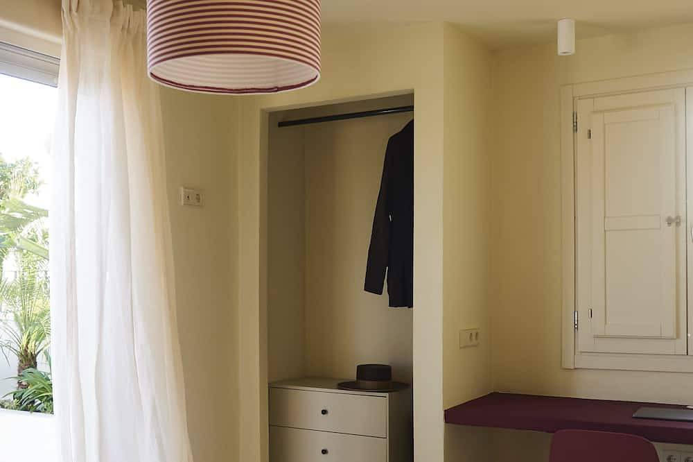 Capricho de Doñana : Suite with Pool in El Rocío, Almonte