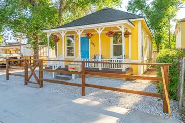 Vacation Rental for 4 Guests in Reno, Nevada, Picture 1