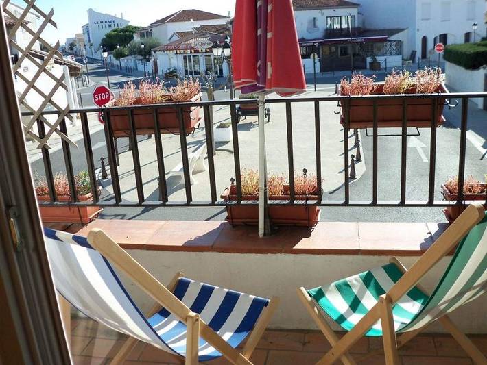 Ferienwohnung für 6 Personen, mit Balkon und Terrasse sowie Ausblick in Saintes-Maries-de-la-Mer