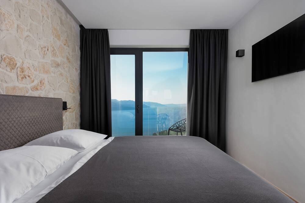 Luxury modern villa with scenic view in Kršan, Ostküste Istrien