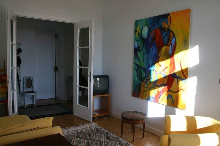 Apartamento entero, Antiguo palacio clasificado como monumento histórico, ubicado en un parque arbolado privado in Menton, Costa mediterránea (Francia)