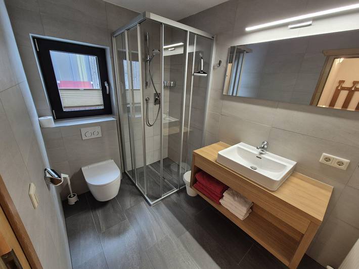 Vierbettzimmer mit Dusche, Wc in Ischgl, Verwall