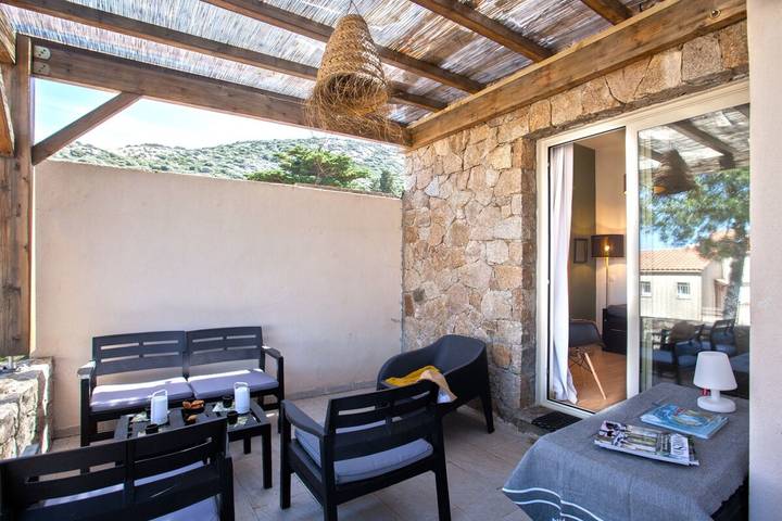 Gîte pour 4 personnes, avec balcon, adapté aux familles à Lumio - 3