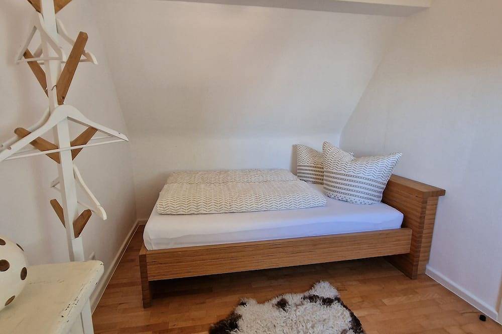 Ferienhaus \"Anna\" mit Kaminofen, Terrasse, Hof & Garage in Haßloch, Pfälzer Rheinebene
