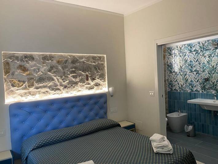 Hotel para 2 personas, con balcón y vistas, Se admiten mascotas - 1