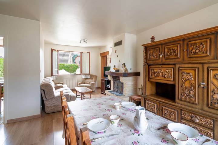 Location de vacances pour 6 personnes, avec terrasse et jardin à Ver-sur-Mer - 3