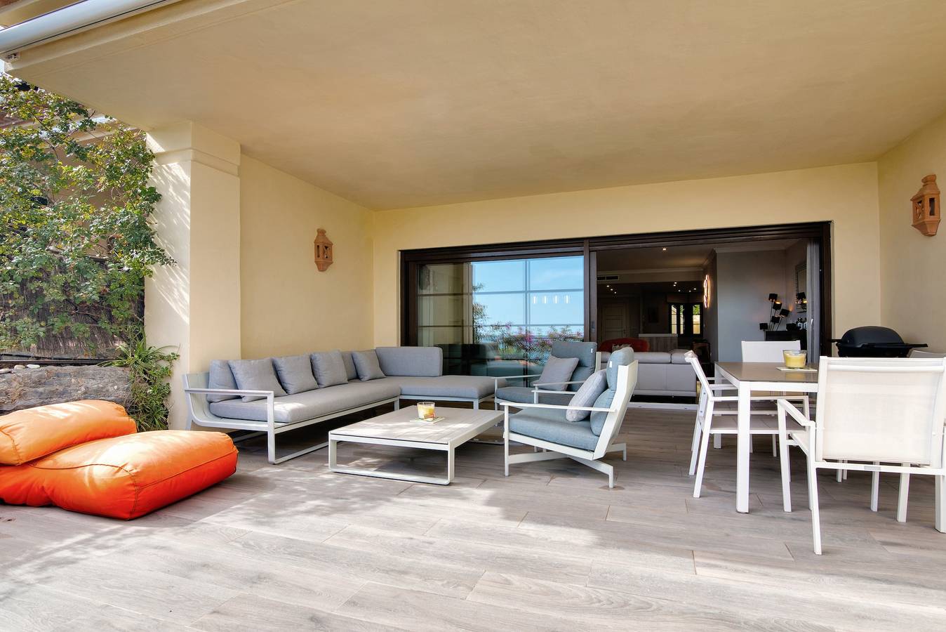 Villa 'Bungalow Gadea' con vistas al mar, Wi-Fi y aire acondicionado in Playa de L'Olla, Altea