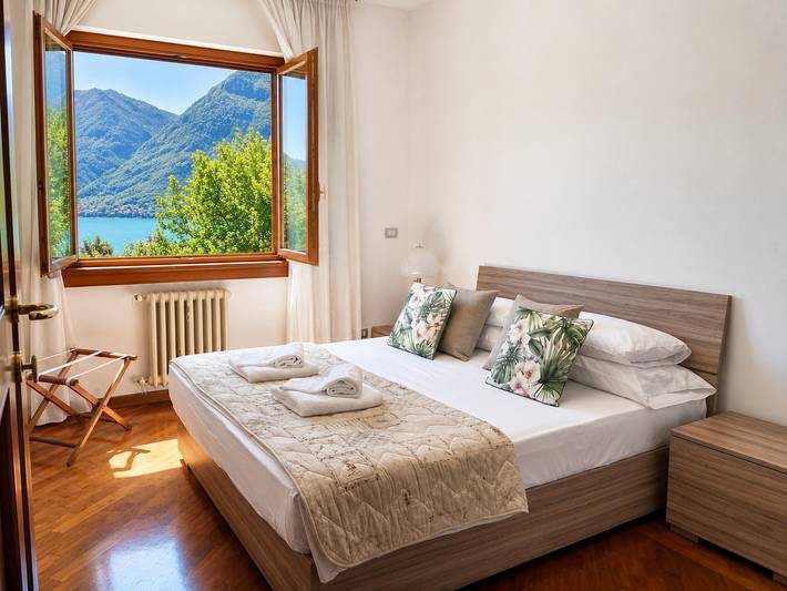 Ferienhaus "Charming House on the Lake" mit herrlichem Seeblick in Lezzeno, Comer See