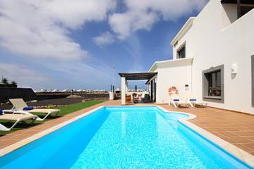 Villa voor 6 Personen in Playa Blanca, Yaiza, Afbeelding 1