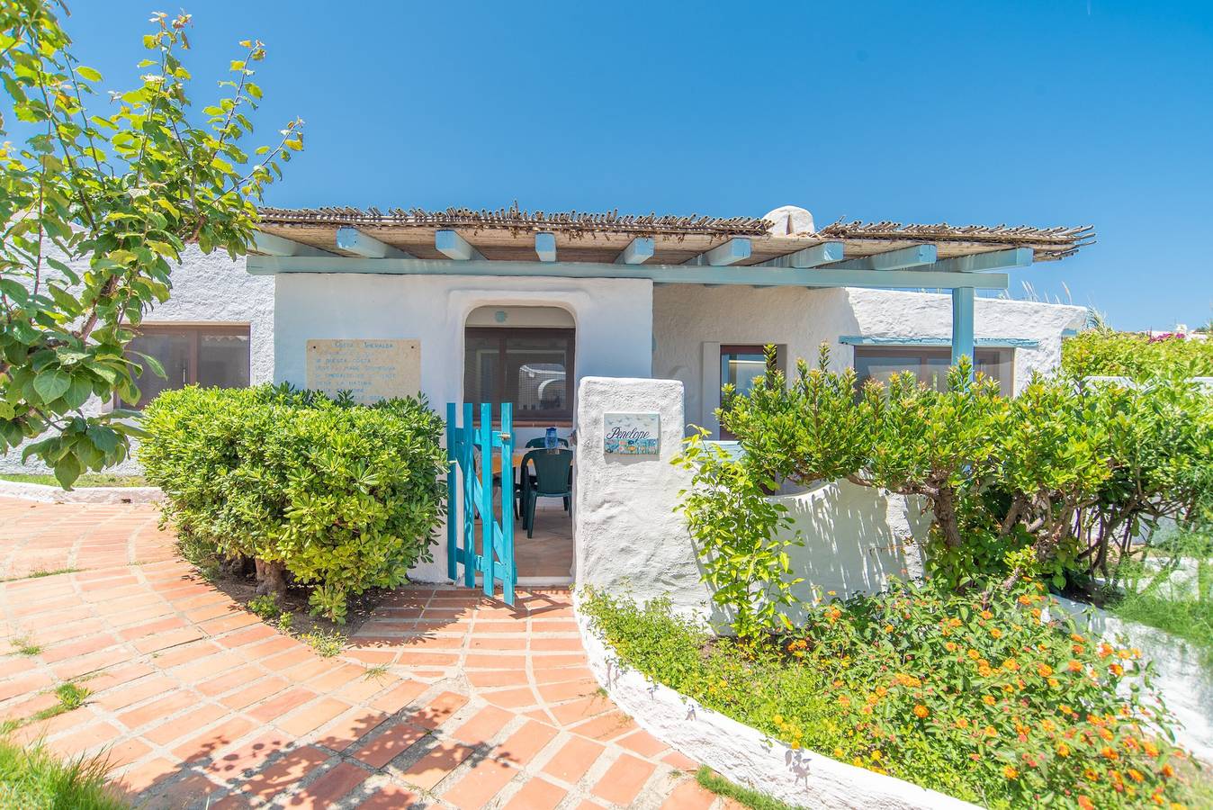 Cottage Penelope: un incantevole villetta mediterranea vicino alla spiaggia con giardino e terrazza in Palau (Sardegna), Gallura