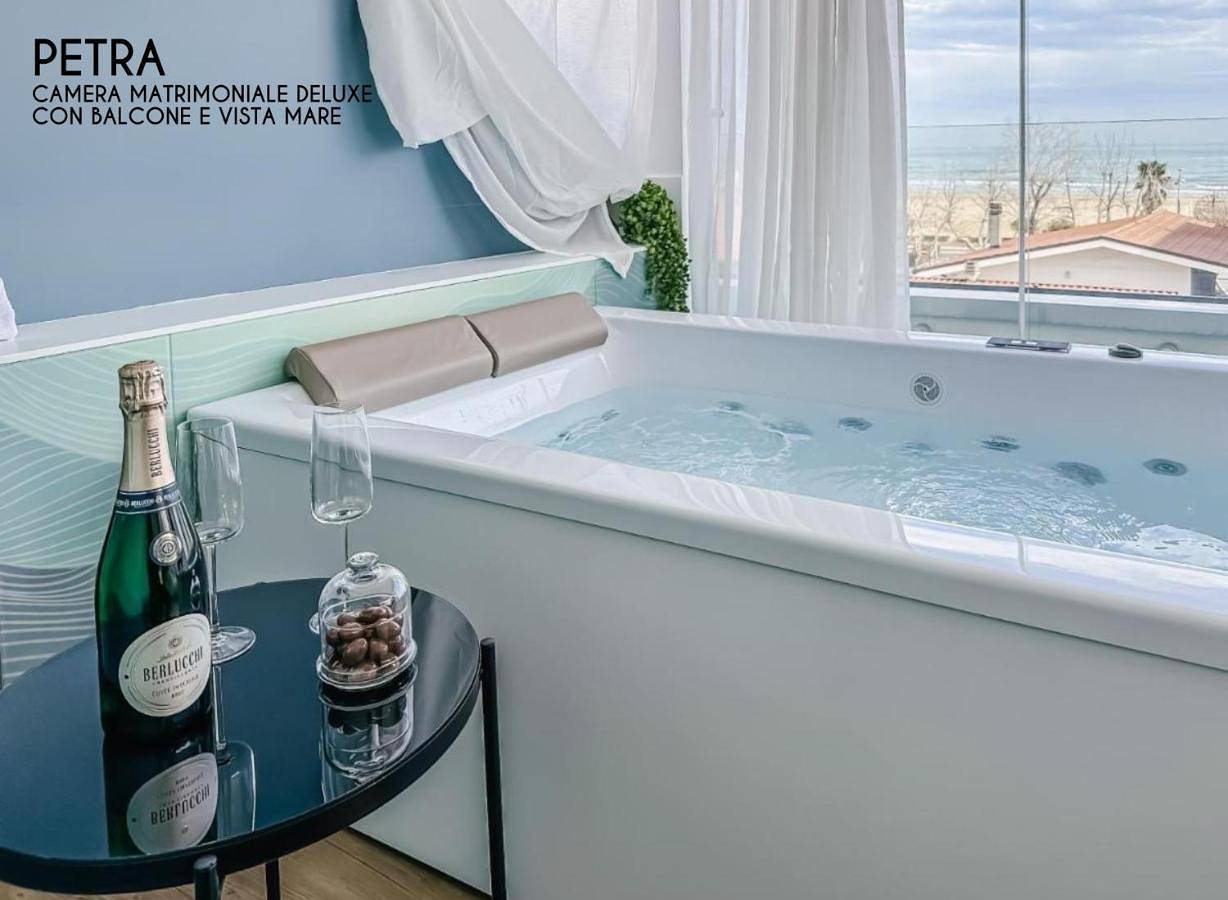Deluxe Double Room in Giulianova, Giulianova (Commune)