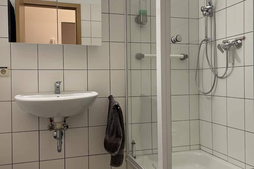 Ganze Wohnung, Moderne Ferienwohnung im Kurhaus in Bad Rothenfelde, Metropolregion Bremen-Oldenburg