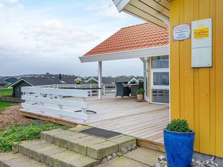 Ferienhaus für 6 Personen, mit Whirlpool und Terrasse sowie Garten und Sauna in Nordborg - 4