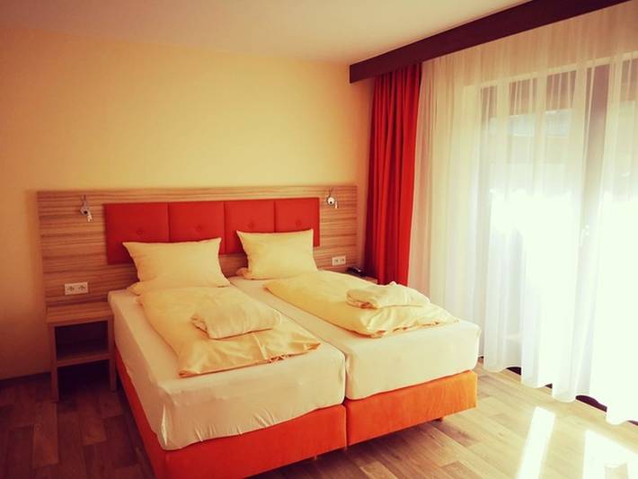 Jöckel Hotel und Gastronomie - Doppelzimmer in Nieder-Moos, Freiensteinau
