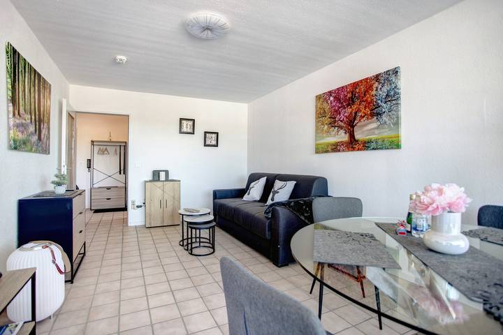 Ganze Wohnung, Ferienwohnung 'The View' mit Bergblick, Balkon und Wlan in Bad Reichenhall, Berchtesgadener Alpen