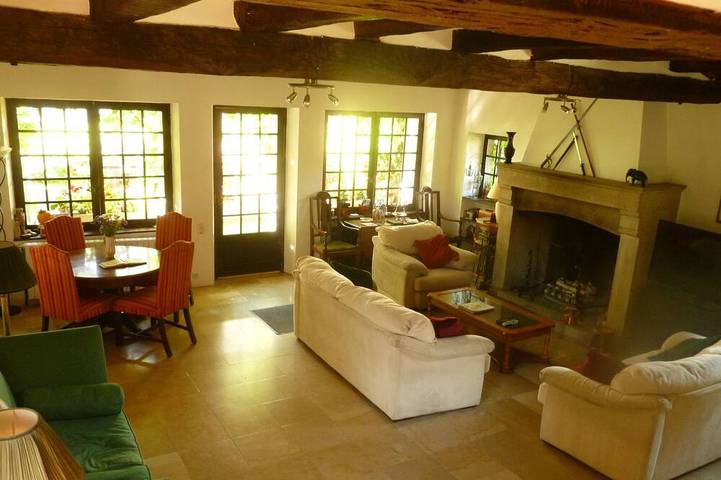 Maison d’hôte pour 15 personnes, avec jardin à Châteauneuf-la-Forêt - 2