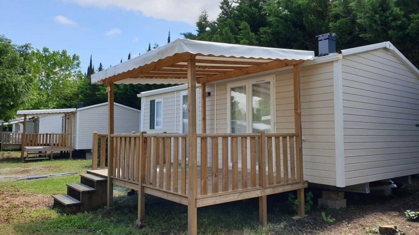 Camping 4 étoiles - Piscine - ccbecda in Gourdon, Lot