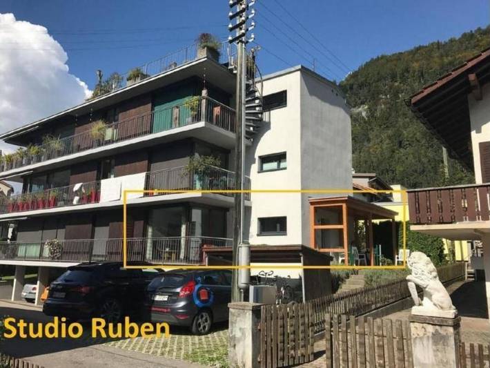 Ferienwohnung für 3 Personen, mit Balkon und Terrasse sowie Ausblick in Meiringen