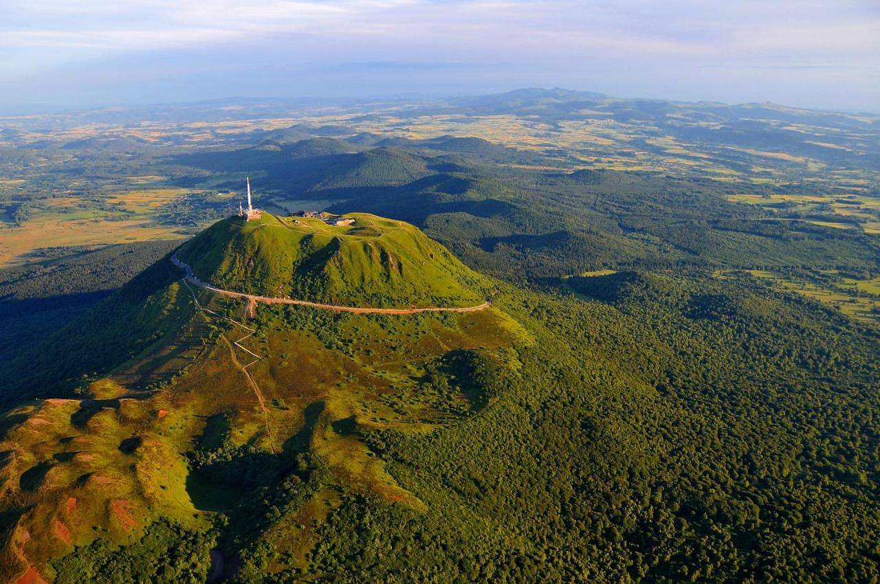 Camping maeva Respire de La Croze in Châtel-Guyon, Parc naturel régional des Volcans d'Auvergne