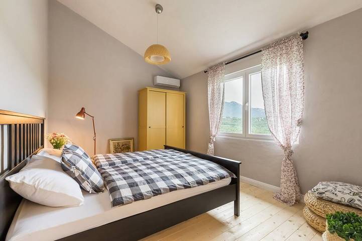 Villa für 26 Personen, mit Whirlpool und Garten sowie Sauna in Split-Dalmatien - 4