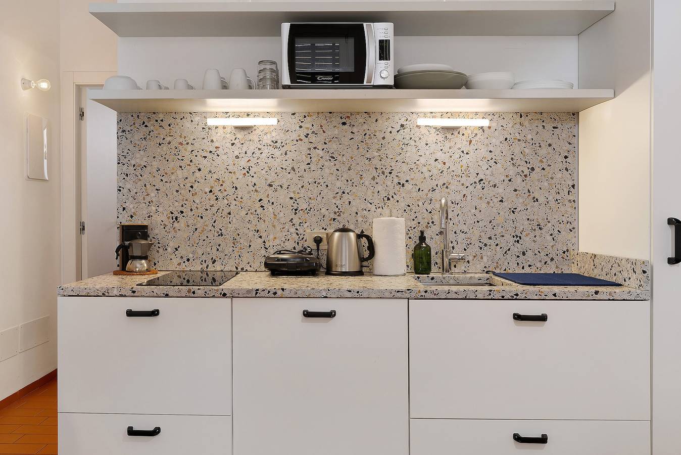 Appartement entier, Appartement 'U Canetta 1' avec Wi-Fi et climatisation in Pietra Ligure, Commune de Pietra Ligure